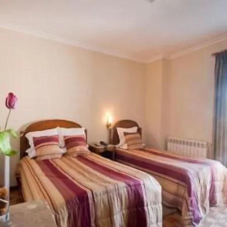 Ferrinho Гостевой дом Гуарда