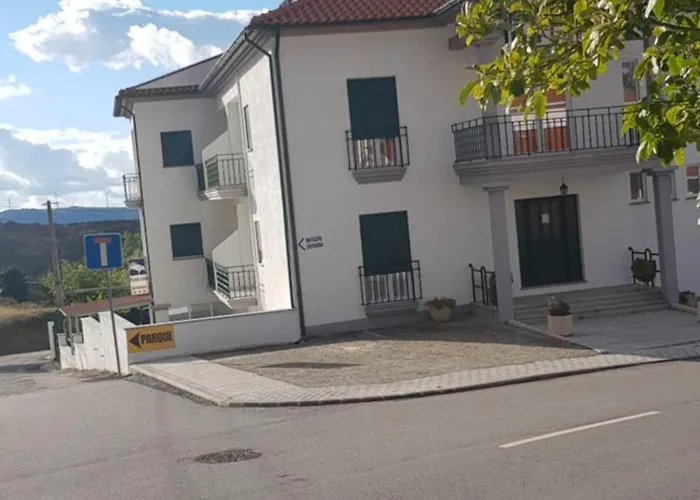 Guest house Ferrinho 3*